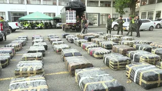 4 toneladas de marihuana ocultas en un camión - Teleantioquia Noticias