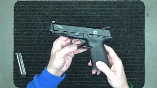 Smith & Wesson M&P 22  disassembly and reassembly (field strip)