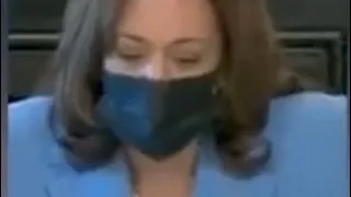 Kamala Harris impersonator teaches Tuckerhow to cackle...😂😂😂