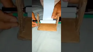 Máquina de transformar papel em dinheiro