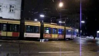 Straßenbahn nach Unfall in Karlsruhe