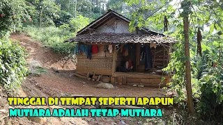 Di Balik Keindahan Kampung Terujung. Terisolir Kembang Desa Yang Memiliki Mimpi Indah.