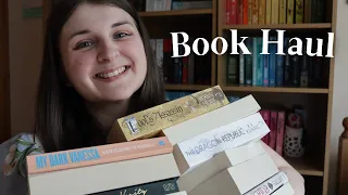 MY FIRST BOOK HAUL OF THE YEAR! // all the books I acquired between january and april 2022