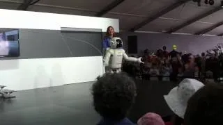 Meet Honda's ASIMO Robot at Airventure 2013