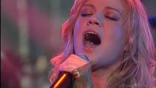 Kelly Clarkson -  behind these hazel eyes (live acoustic)