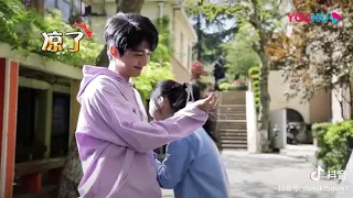 Li Yubing Laughing So Hard🤭😂 Behind the scenes of Skate Into Love (Zhang Xincheng Janice Wu)