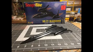 Revell Snap Tite SR-71 Blackbird Unboxing