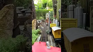 A clean machine cab ride around the garden railway