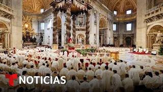 El papa Francisco preside la celebración de la Pasión de Cristo en Viernes Santo