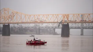 A photographic look after driver rescued from dangling semi on Louisville bridge