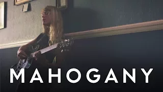 Alice Phoebe Lou - Nostalgia | Mahogany Session