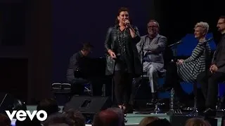 Mark Lowry ft. TaRanda Greene - Where Amazing Happens (Live)