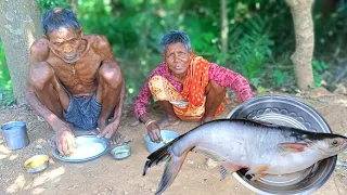 90years old grandma cooking PANGASH FISH CURRY &  eating with hot rice | actual village life cooking