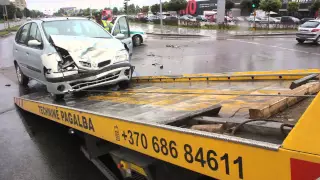 Panevėžyje per avariją sužalota vairuotoja