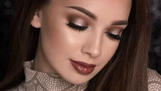 Spotlight Smokey Eye & Dark Glossy Lips Makeup Tutorial