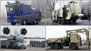Необычные специальные грузовики для разгонов митингов и бунтов.