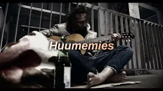 Huumemies