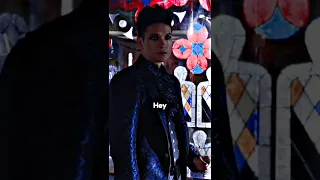 Shadowhunters hot alec malec🔥 are you ok Magnus? 🤣🔥 #shadowhunters #aleclightwood #magnusbane #malec