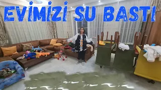 Evimizi su bastı, tüm oyuncakları topladık