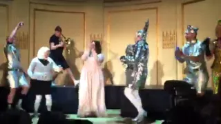 Melissa McCarthy and Verka Serduchka dance off (Верка Сердючка)