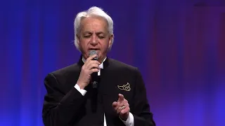 Benny Hinn - HOLY SPIRIT WORSHIP MEDLEY