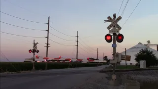 *UPDATE* C.R. 0 NS Railroad Crossing - NS 1048, 1008, 1069 (VGN HU!), and 9258 in Frankfort, Indiana