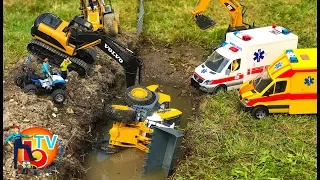BRUDER Toys Construction company Crash Liebher. Rescue mission! tractor Claas Xerion