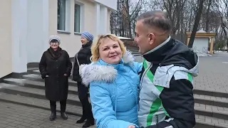 30.12.23г..."ЭТО ТЫ"... Олег Голубев... звучит на танцполе в Гомельском парке...