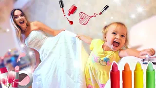 Мия забыла День Рождения мамы.Собрала на бал, как принцессу! Подарила ЛОЛ. Mia Pretend Play Princess