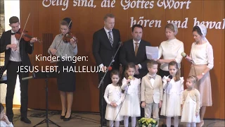 Kinder singen: JESUS LEBT, HALLELUJA!