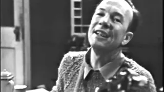 Pete Seeger - ''Dzhankoy'' (in Yiddish)