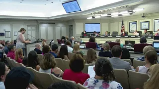 Virginia Beach School Board Hears from Parents During Meeting to Discuss Masks