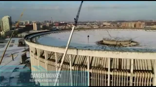 В Санкт Петербурге рухнула крыша спортивного комплекса при демонтаже.