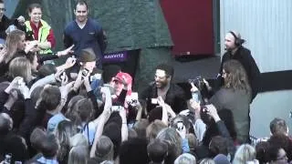 Vintage trouble sings with Lenny Kravitz