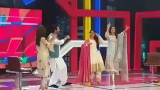 #HumayunSaeed  dancing with  #MawraHocane #KubraKhan