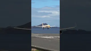 Condor knows how to land its jets at Madeira Airport