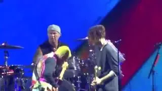 Red Hot Chili Peppers - Dark Necessities - live Leeds Festival 2016