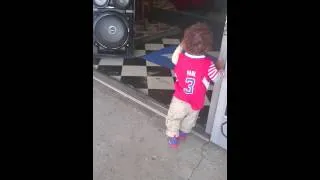 Uptown Funk - Bruno Mars - awesome dancing baby!!