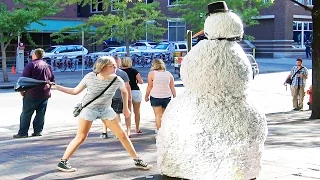 Todos se vuelven locos cuando este hombre de nieve viene a la vida