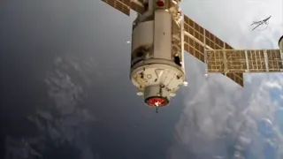 SUSTO EN LA ISS !-EL MÓDULO NAUKA DE RUSIA INCLINA  LA ESTACIÓN ESPACIAL AL DISPARARSE SUS COHETES!