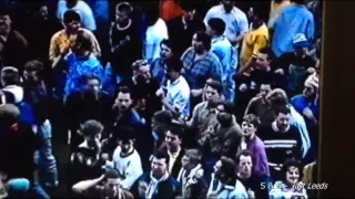 Leeds United movie archive - Leeds fan's pitch Invasion promotion bound - Leicester City 1990