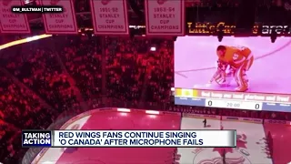 Red Wings fans continue singing 'O Canada' after microphone fails