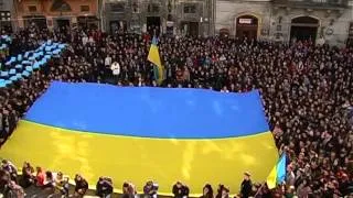 5 тысяч львовян спели гимн Украины