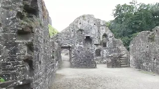 BBB Okehampton castle Devon Bumbling Bimbling Banford