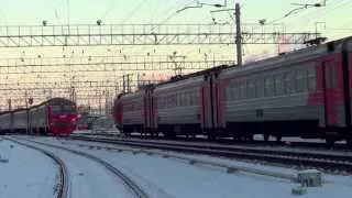 Встреча электропоездов ЭД4м-0380 и ЭД4м-0037/0326