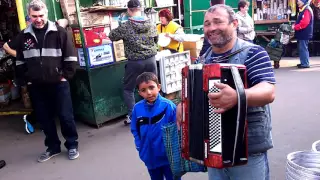 Концерт на рынке Юность в Киеве