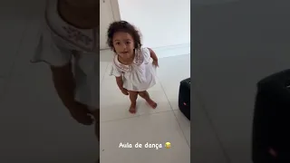 A mini aula de dança pequena Liz Dançando 💜✨