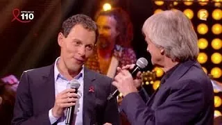 Marc-Olivier Fogiel et Dave " Du coté de chez Swann" La télé chante pour le Sidaction 05/04/2014