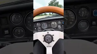 Drive video MGB V8