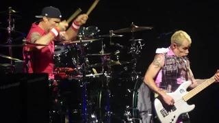 Red Hot Chili Peppers 'Californication' in Manchester 14/12/16  HD